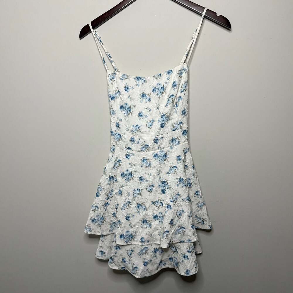 Windsor White and Blue Floral Tiered Mini Dress with Back Bow Large